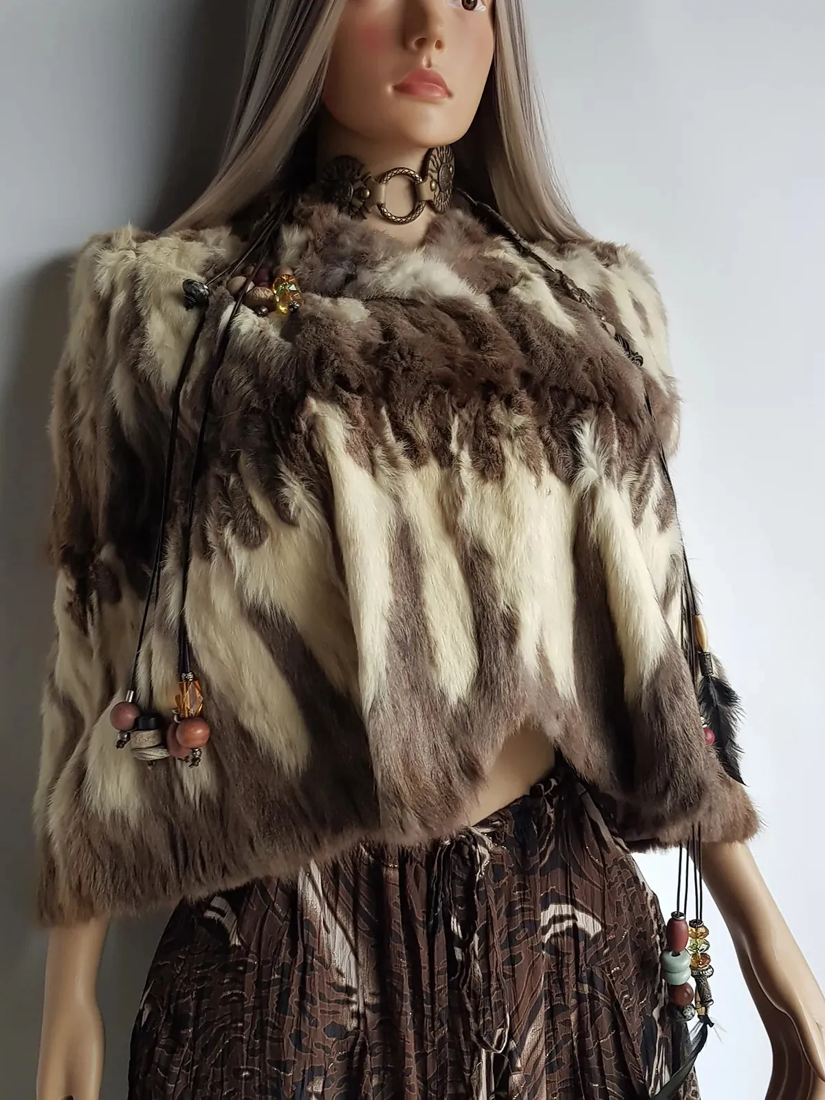 1920s Antique Ermine Cape - Beautiful Structual Shoulders & Draped Front - Fully Lined - Clasp Closure