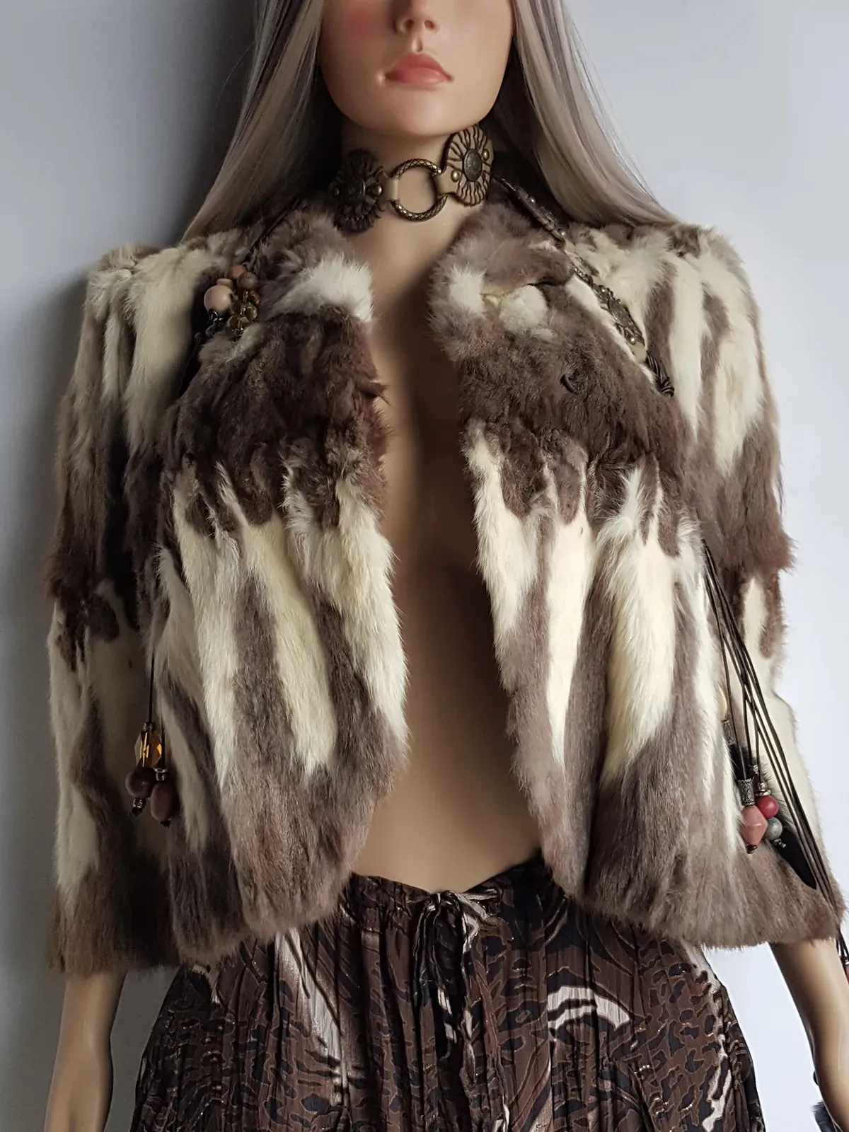 1920s Antique Ermine Cape - Beautiful Structual Shoulders & Draped Front - Fully Lined - Clasp Closure