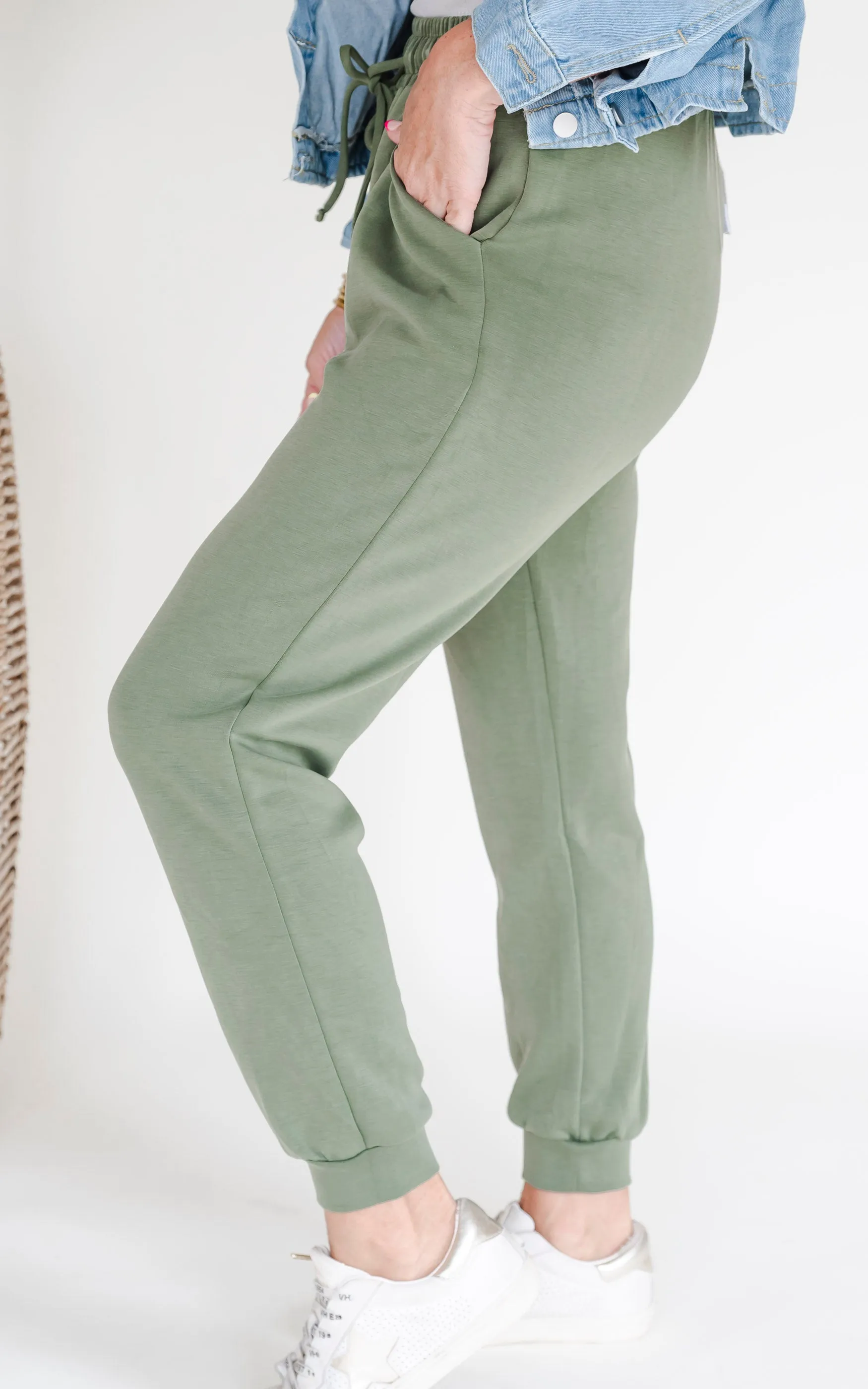 Just Relax High Waisted Solid Knit Jogger