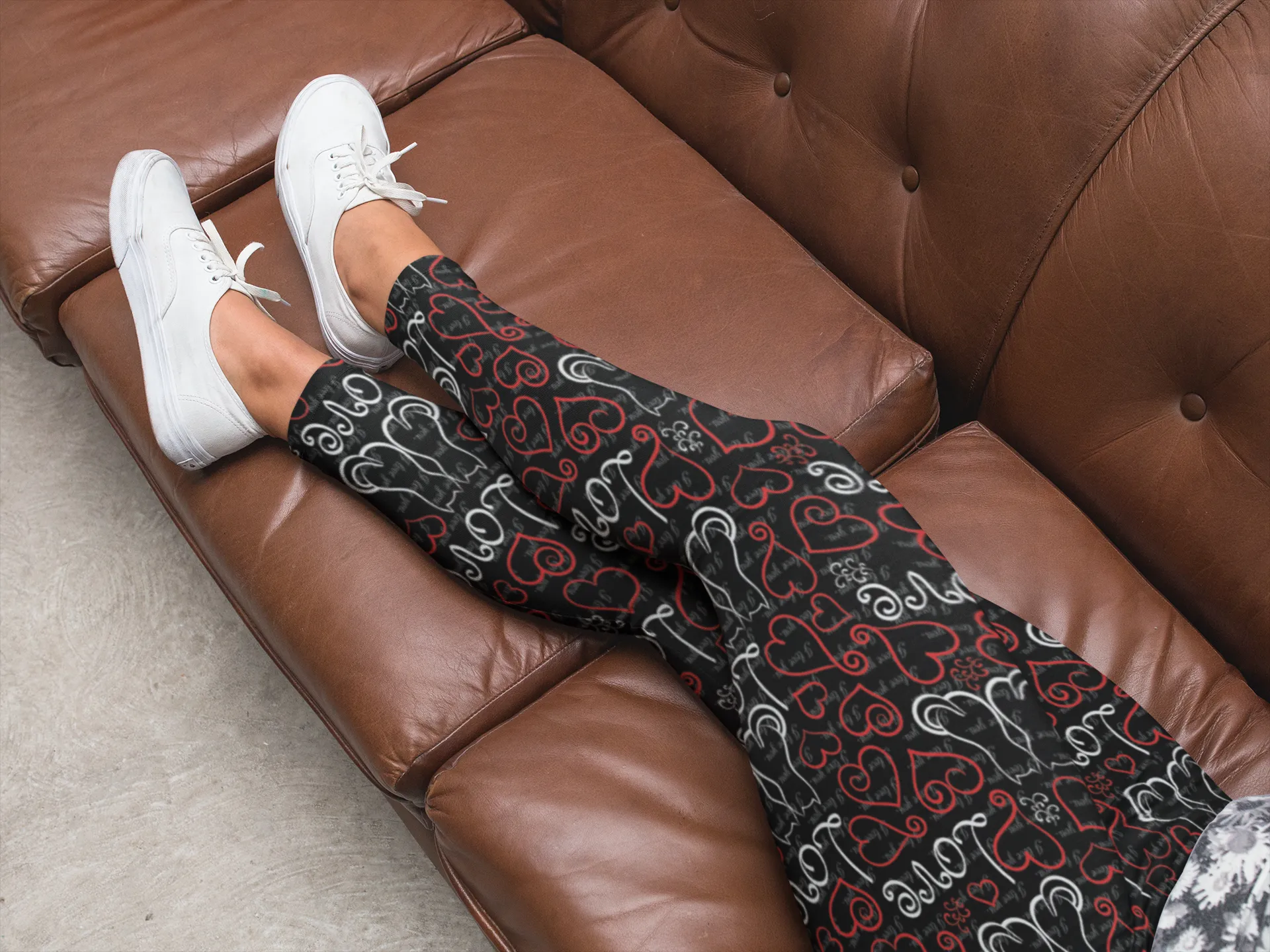 Kitty Love - High-quality Handcrafted Vibrant Leggings