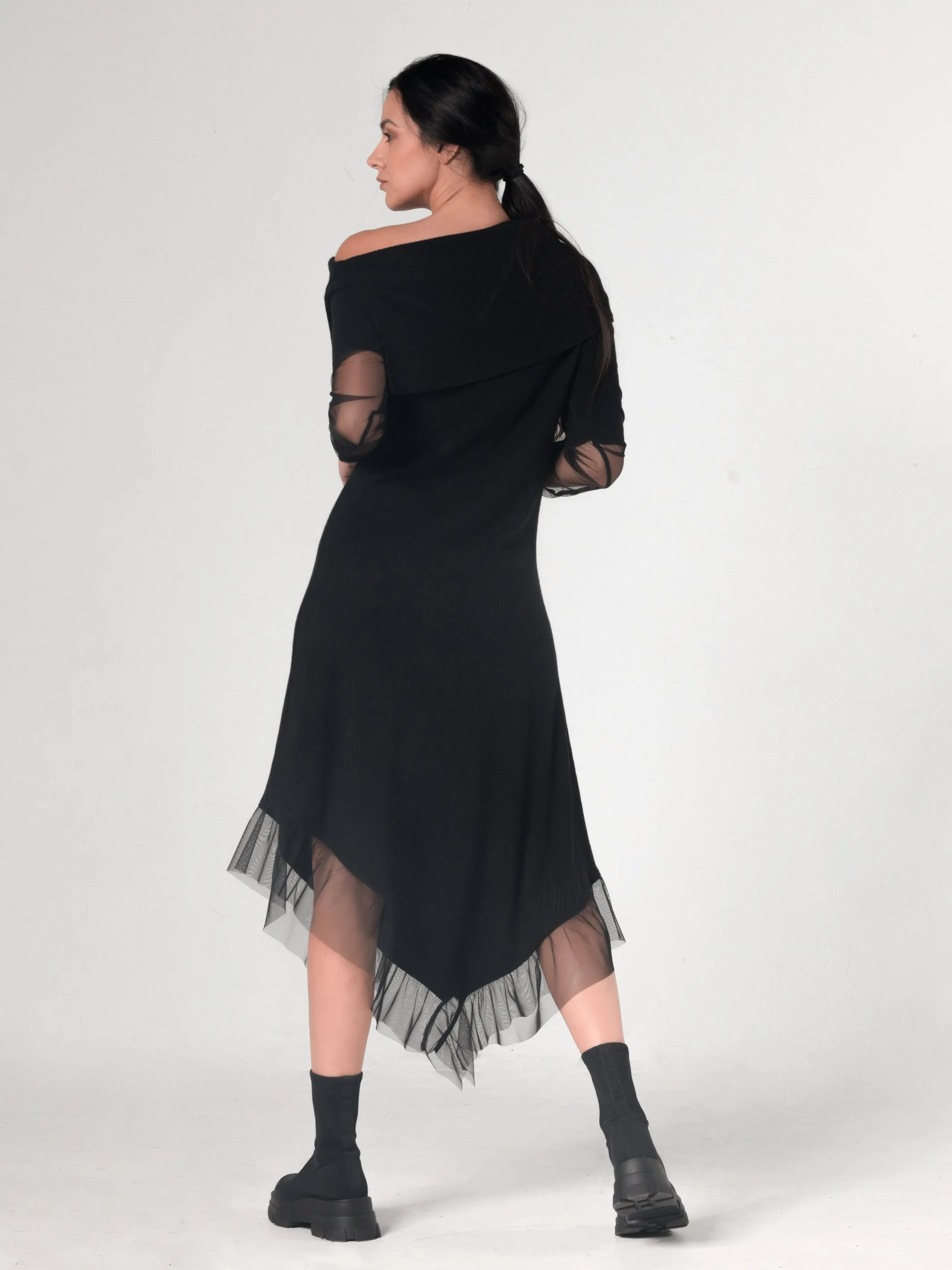 Knitted Black Dress With Tulle Sleeves