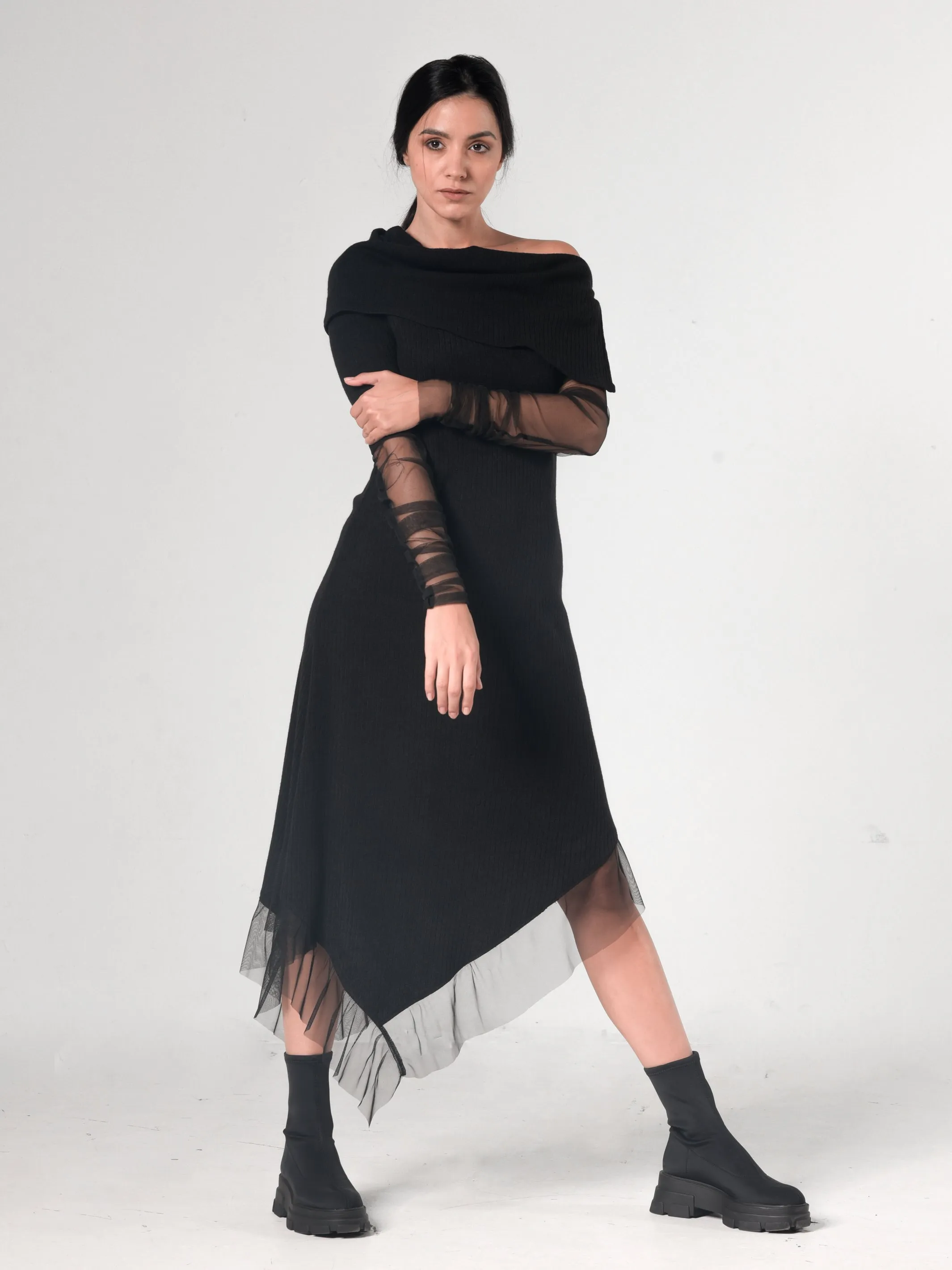 Knitted Black Dress With Tulle Sleeves