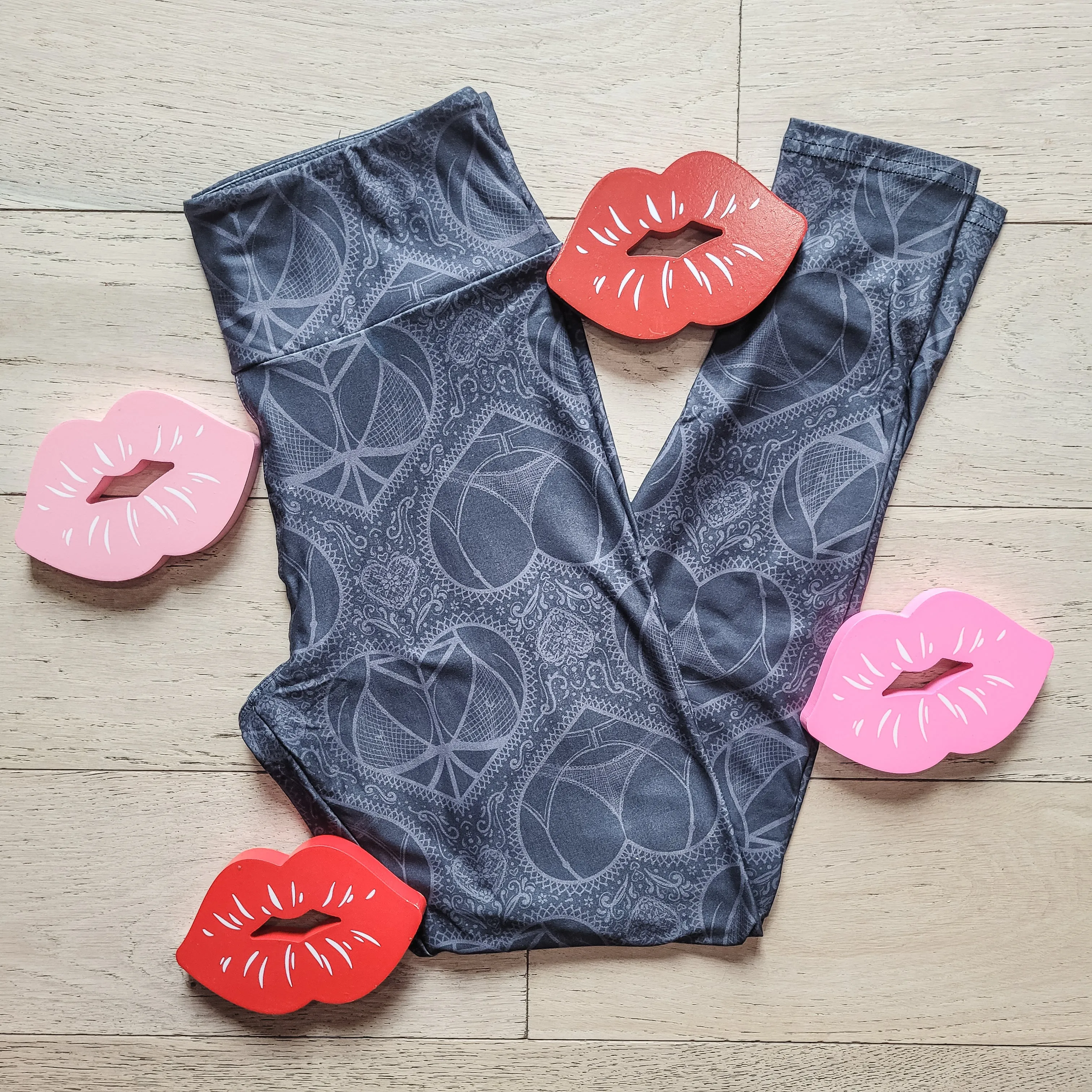 Lingerie Lace (Exclusive) - High-quality Handcrafted Vibrant Leggings