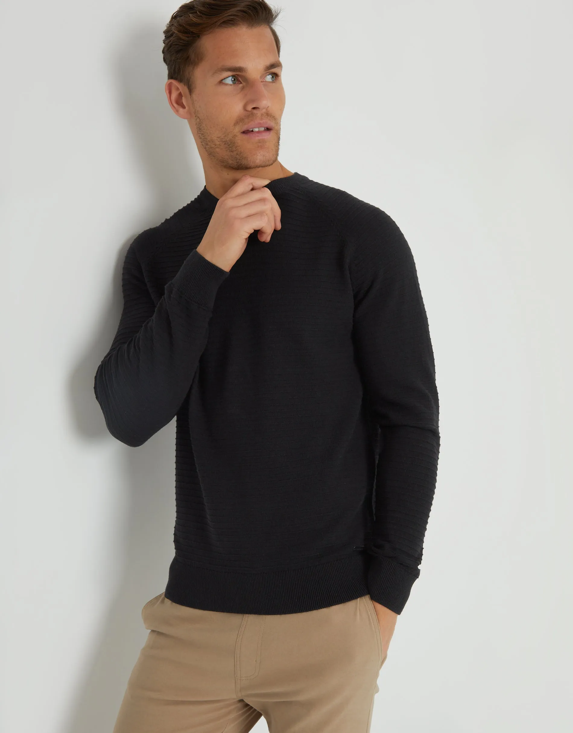 Men's Black Textured Stripe Knitted Crew Neck Jumper