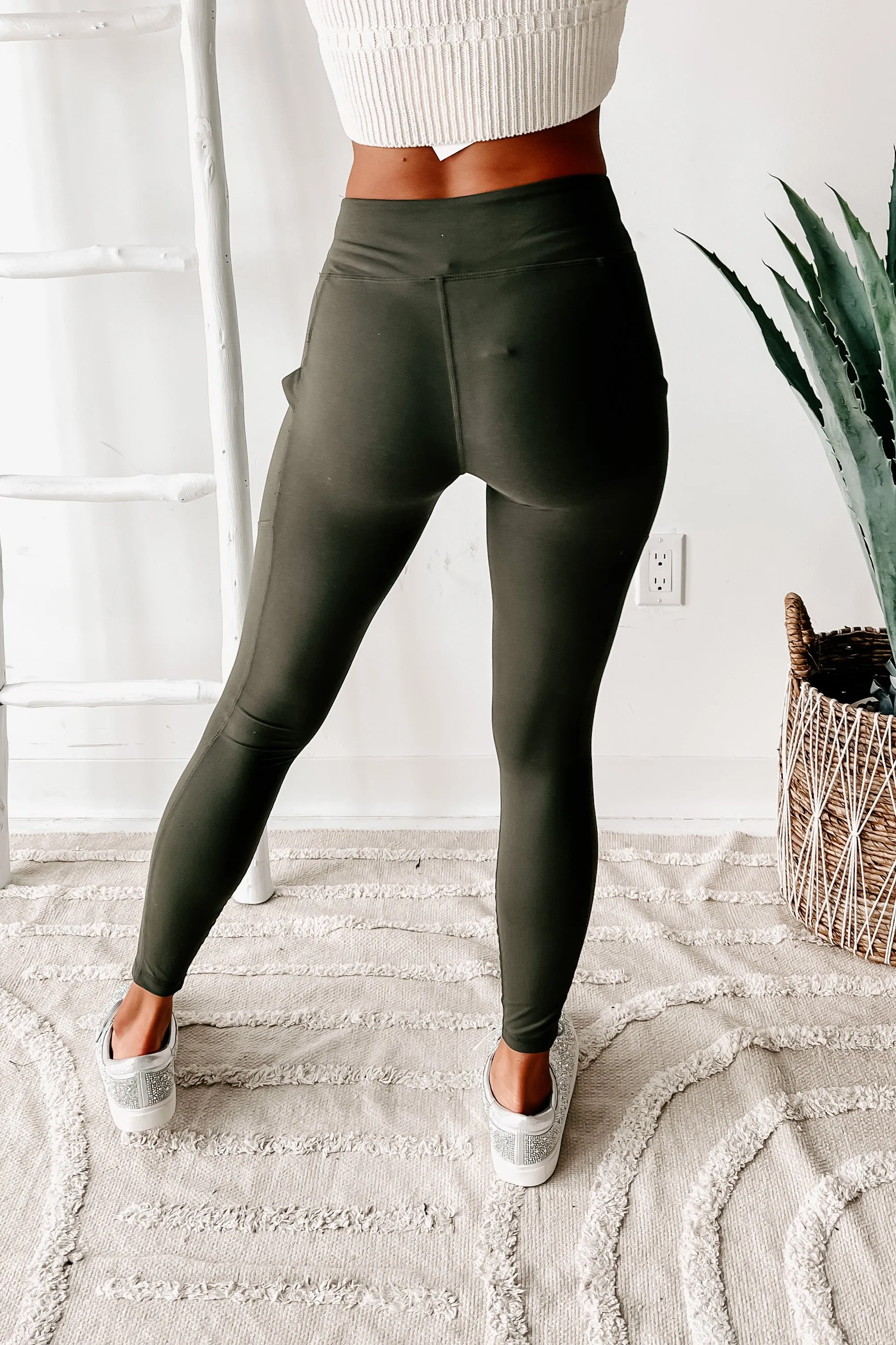 MVP Moves Buttery Soft Thigh Pocket Leggings (Olive)