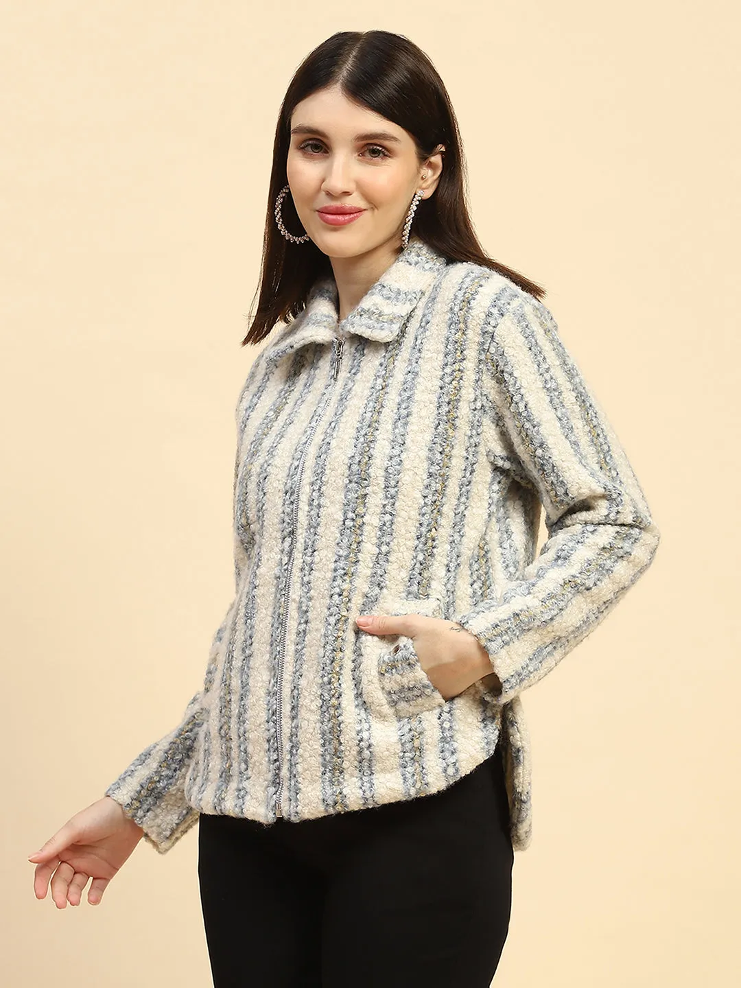 Snow striped Poly Blend Relaxed Fit Sweatshirt