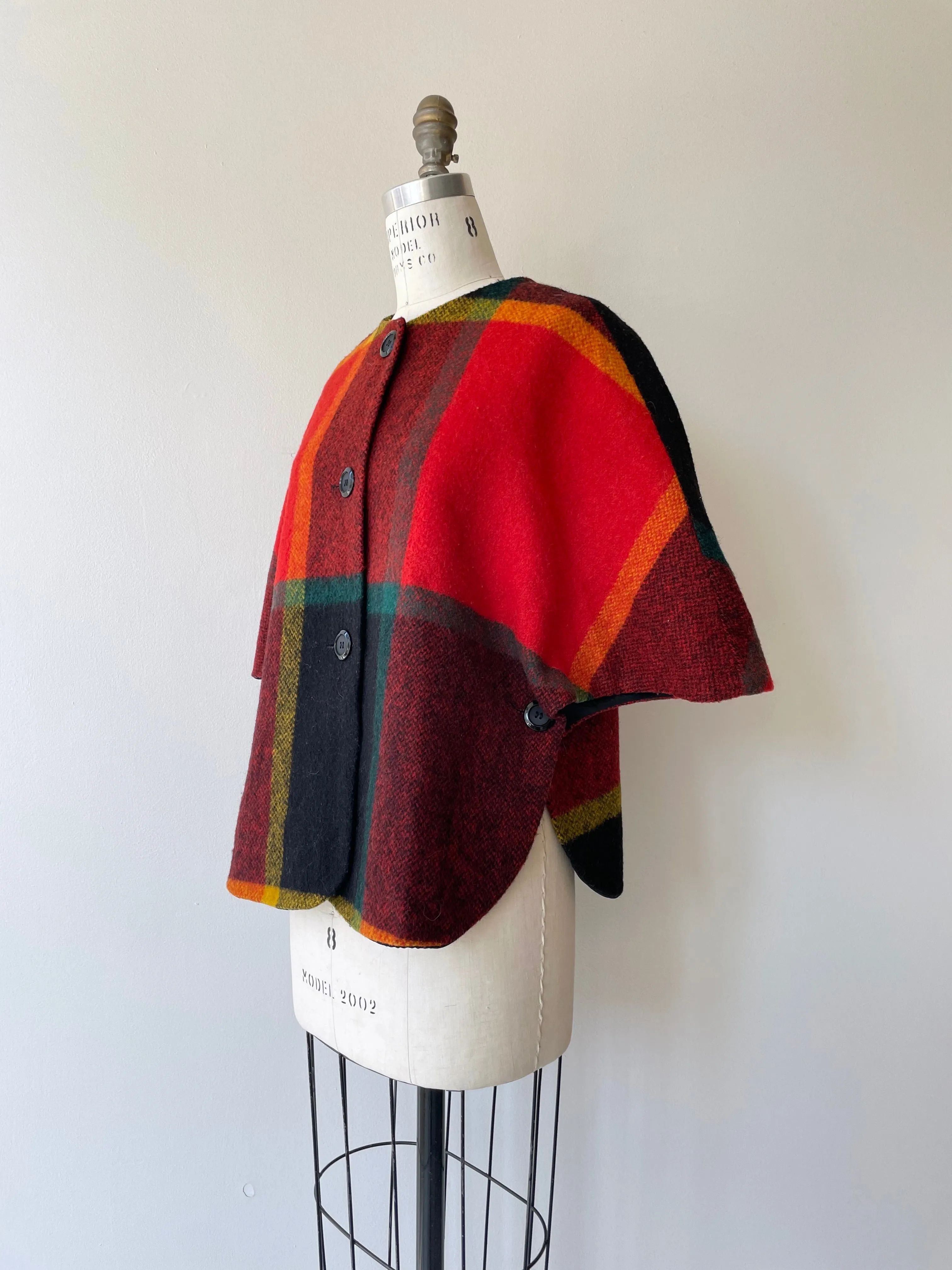 Trembly 1960s Wool Capelet